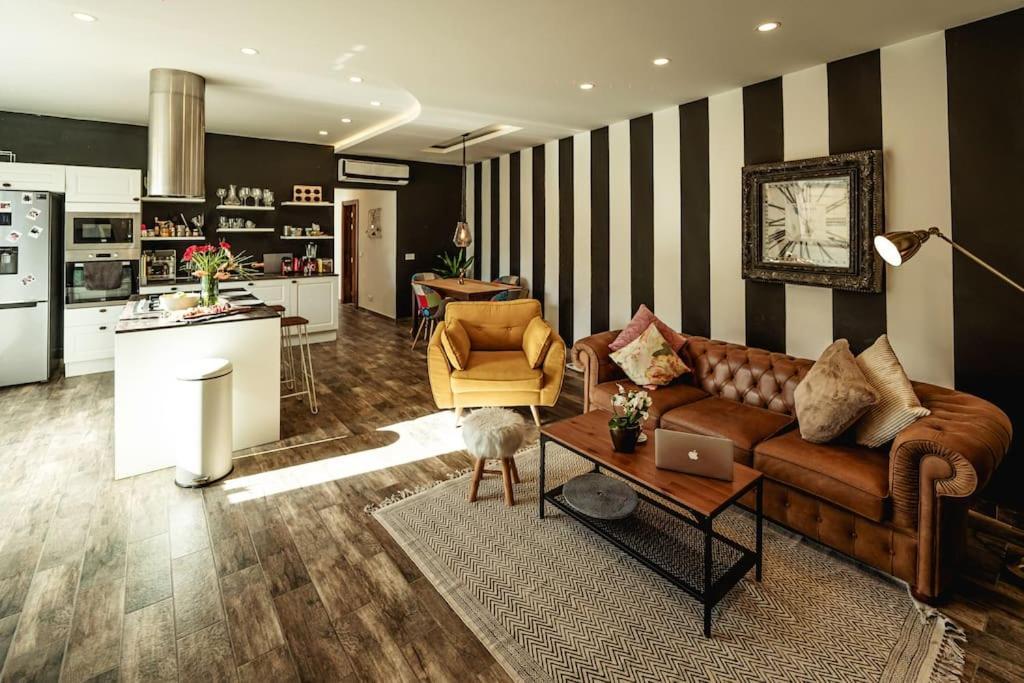 Luxury Designer Penthouse With Private Jacuzzi Apartamento Sliema Exterior foto