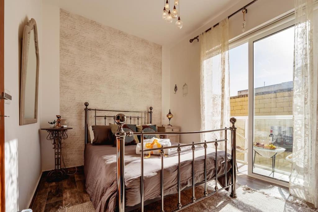 Luxury Designer Penthouse With Private Jacuzzi Apartamento Sliema Exterior foto