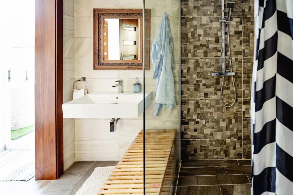Luxury Designer Penthouse With Private Jacuzzi Apartamento Sliema Exterior foto
